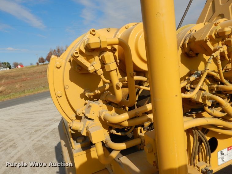 image for item DE2467 1997 Grove TMS870  crane