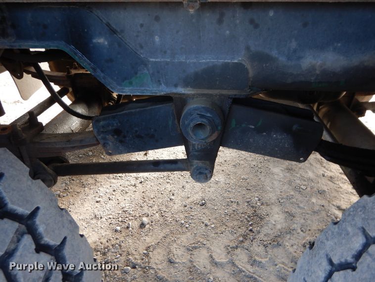 image for item DE2467 1997 Grove TMS870  crane