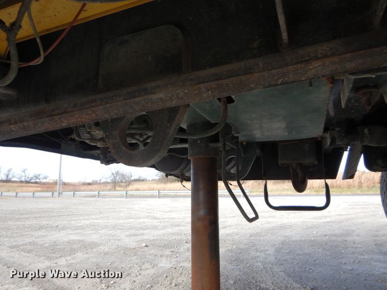 image for item DE2467 1997 Grove TMS870  crane