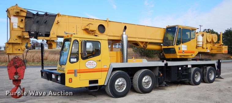 image for item DE2467 1997 Grove TMS870  crane