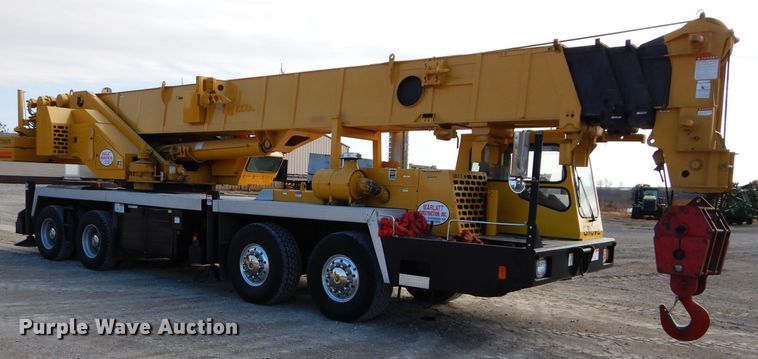 image for item DE2467 1997 Grove TMS870  crane