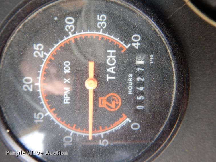 image for item DE2467 1997 Grove TMS870  crane