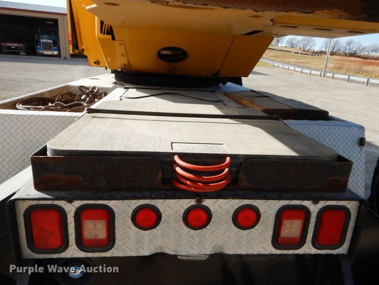 image for item DE2467 1997 Grove TMS870  crane