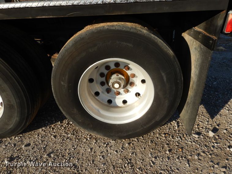 image for item DE2467 1997 Grove TMS870  crane