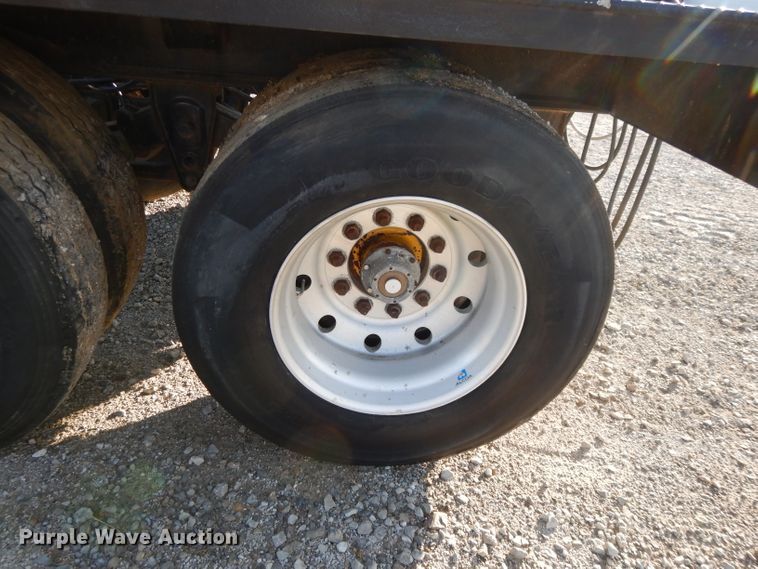 image for item DE2467 1997 Grove TMS870  crane