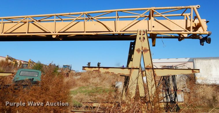 image for item DE2467 1997 Grove TMS870  crane