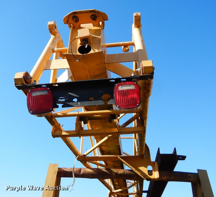 image for item DE2467 1997 Grove TMS870  crane