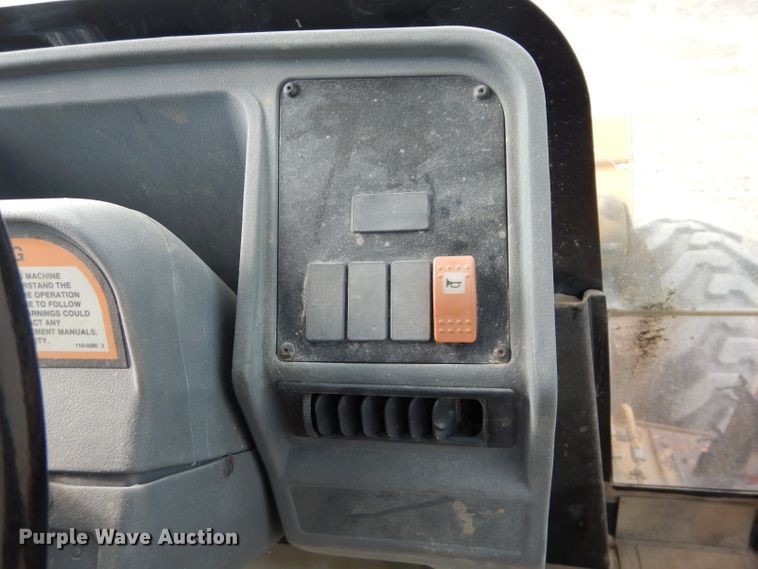 image for item DE2469 1999 Caterpillar 416C  backhoe