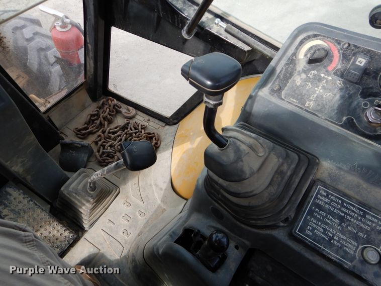 image for item DE2469 1999 Caterpillar 416C  backhoe