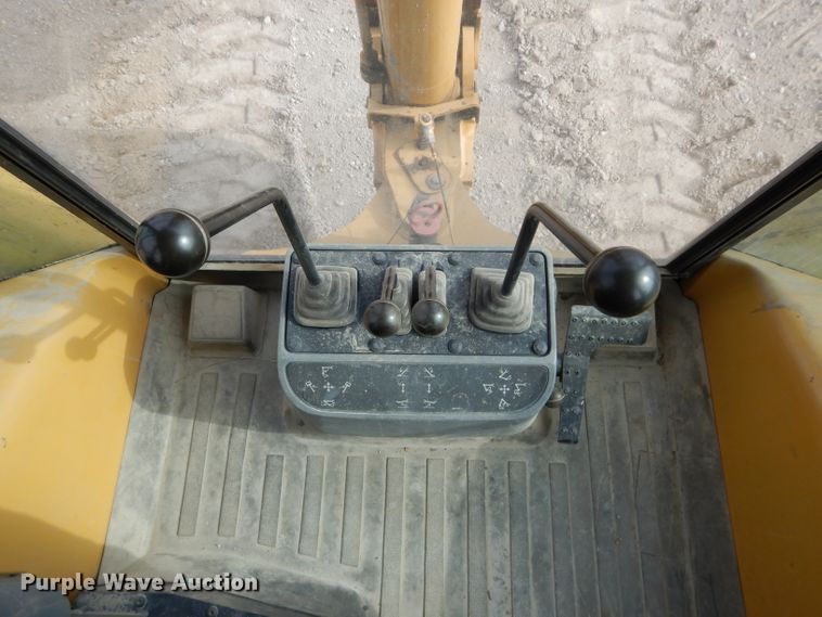 image for item DE2469 1999 Caterpillar 416C  backhoe