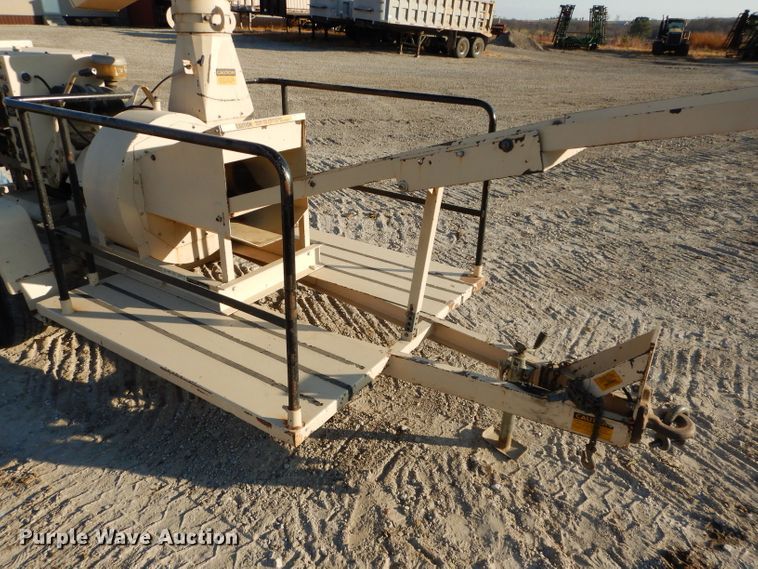 image for item DE2470 Finn B70-TD  straw blower