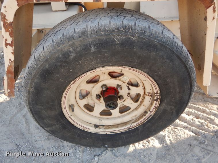 image for item DE2470 Finn B70-TD  straw blower