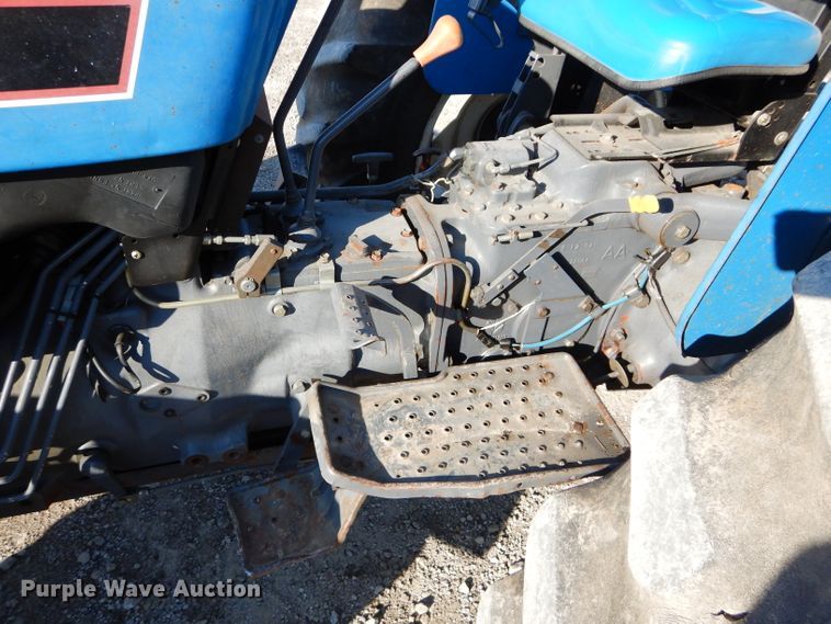 image for item DE2471 1992 Ford 4630  MFWD tractor