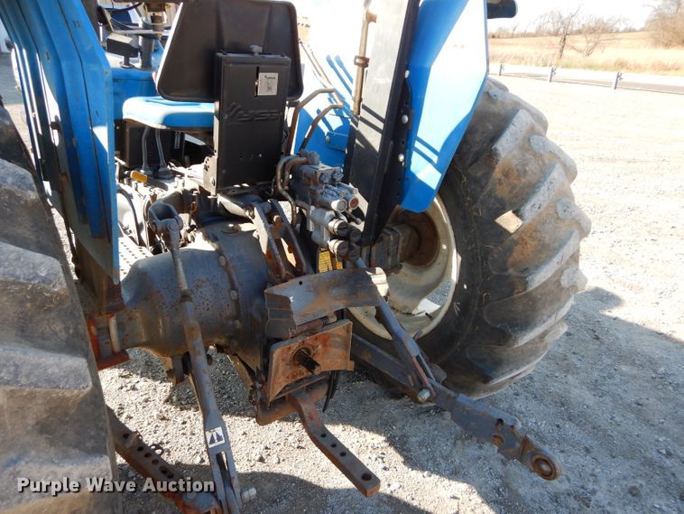 image for item DE2471 1992 Ford 4630  MFWD tractor