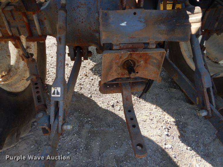 image for item DE2471 1992 Ford 4630  MFWD tractor