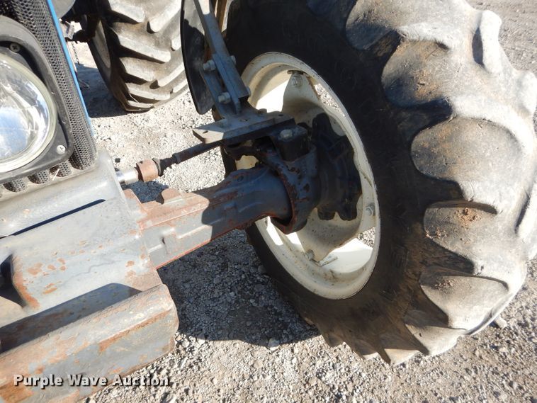 image for item DE2471 1992 Ford 4630  MFWD tractor