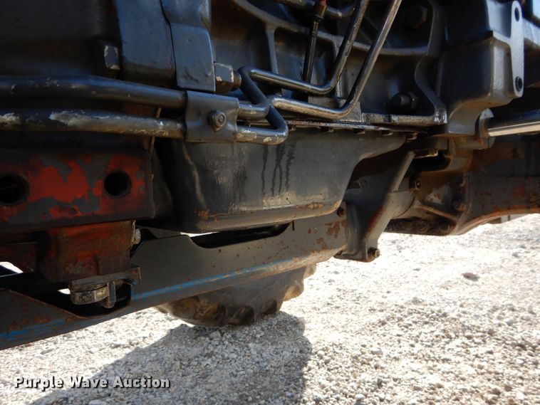 image for item DE2471 1992 Ford 4630  MFWD tractor