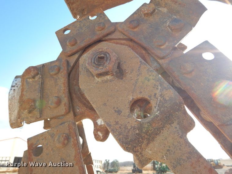 image for item DE2472 Ditch Witch 4010DD  trencher