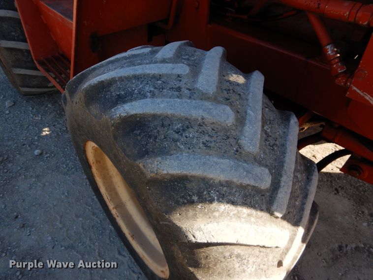 image for item DE2472 Ditch Witch 4010DD  trencher