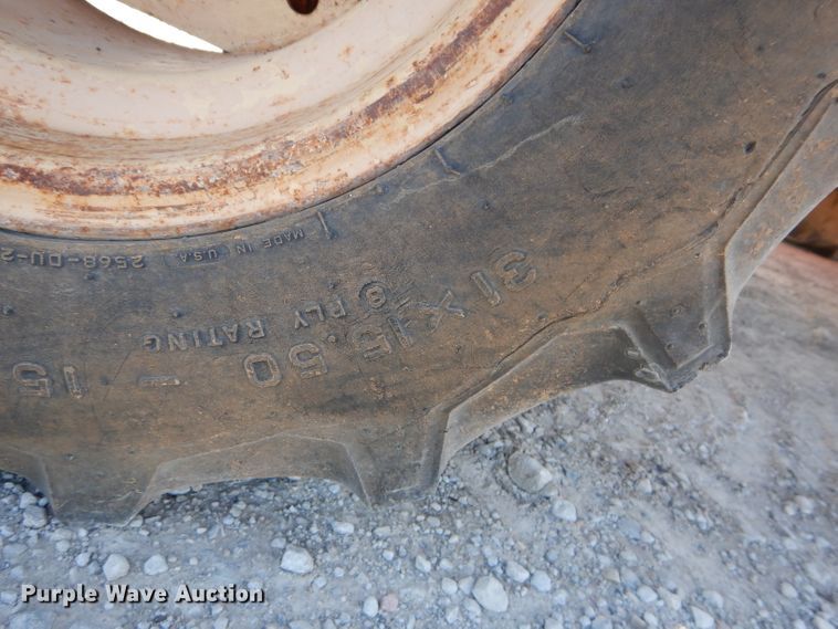 image for item DE2472 Ditch Witch 4010DD  trencher