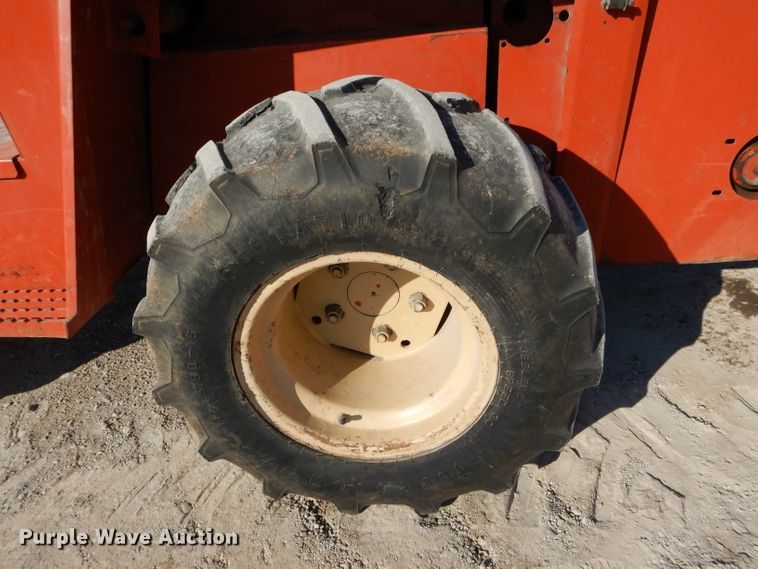 image for item DE2472 Ditch Witch 4010DD  trencher