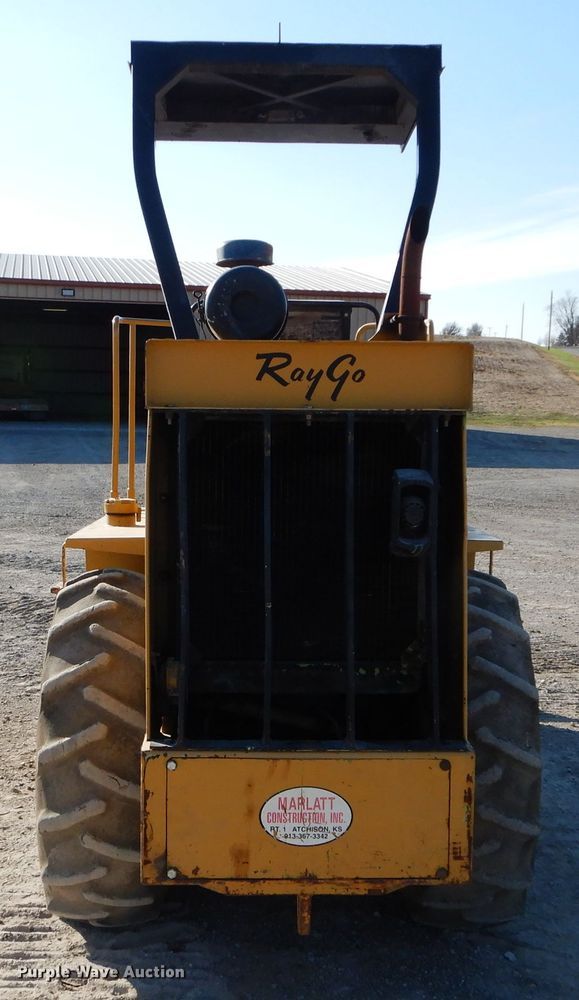 image for item DE2473 1985 Raymond Rascal 320A  vibratory single drum roller