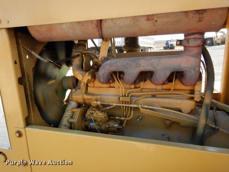 image for item DE2473 1985 Raymond Rascal 320A  vibratory single drum roller