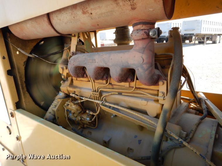 image for item DE2473 1985 Raymond Rascal 320A  vibratory single drum roller