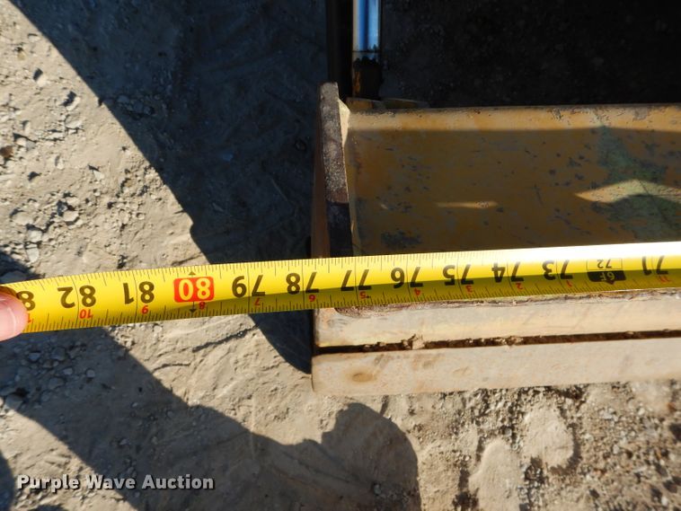 image for item DE2473 1985 Raymond Rascal 320A  vibratory single drum roller