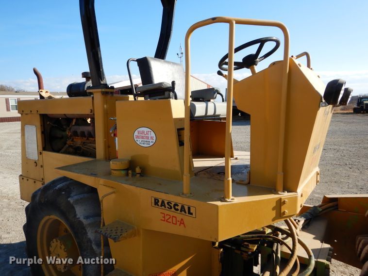 image for item DE2473 1985 Raymond Rascal 320A  vibratory single drum roller