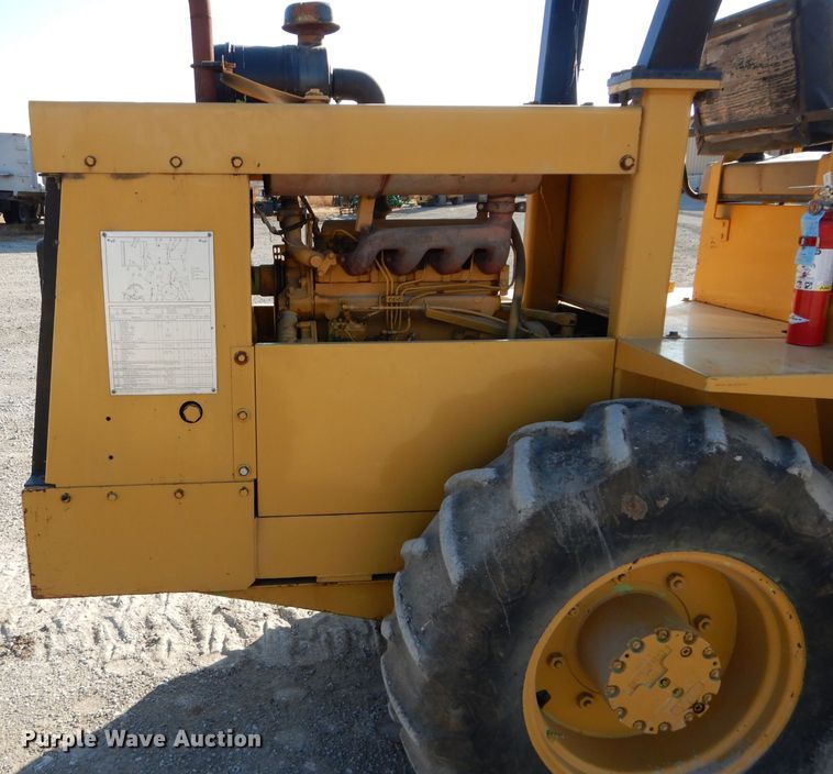 image for item DE2473 1985 Raymond Rascal 320A  vibratory single drum roller