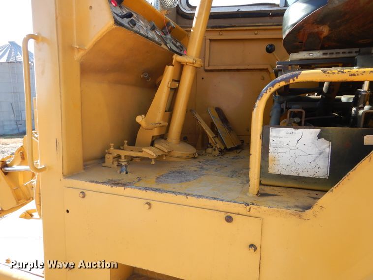 image for item DE2478 1978 Caterpillar 627B  conventional scraper
