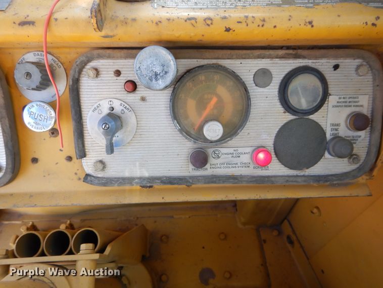 image for item DE2478 1978 Caterpillar 627B  conventional scraper