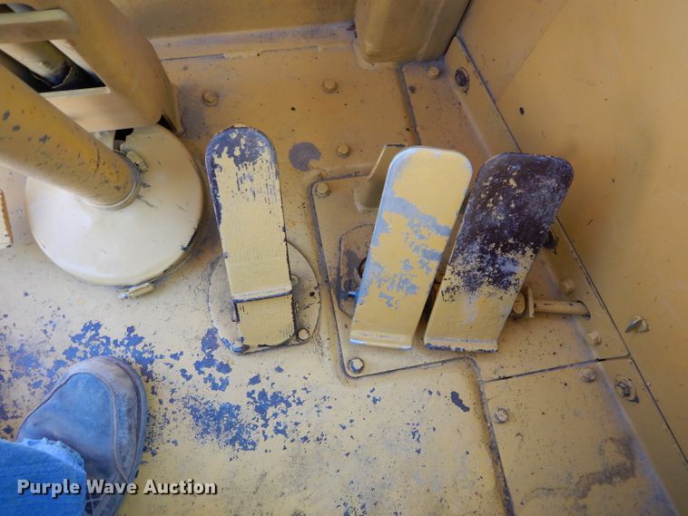 image for item DE2478 1978 Caterpillar 627B  conventional scraper