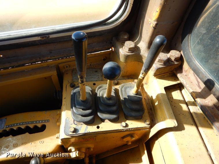 image for item DE2478 1978 Caterpillar 627B  conventional scraper