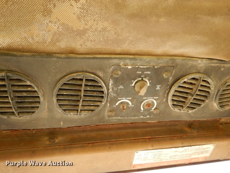 image for item DE2478 1978 Caterpillar 627B  conventional scraper