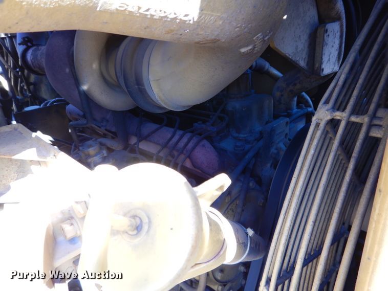 image for item DE2478 1978 Caterpillar 627B  conventional scraper