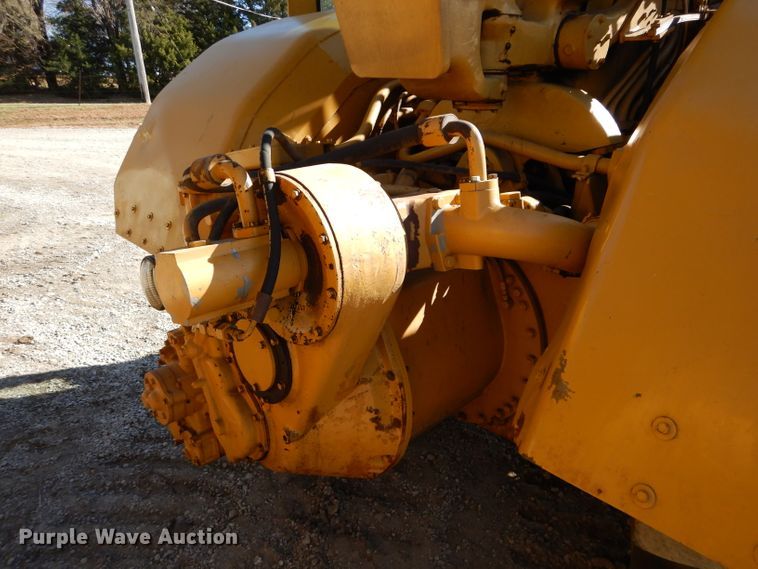 image for item DE2478 1978 Caterpillar 627B  conventional scraper