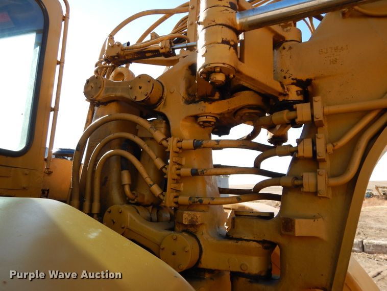 image for item DE2478 1978 Caterpillar 627B  conventional scraper