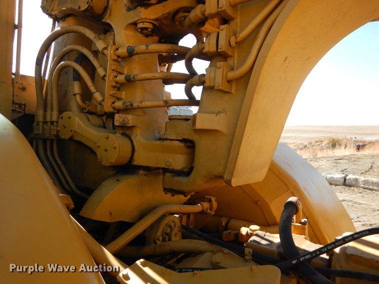 image for item DE2478 1978 Caterpillar 627B  conventional scraper