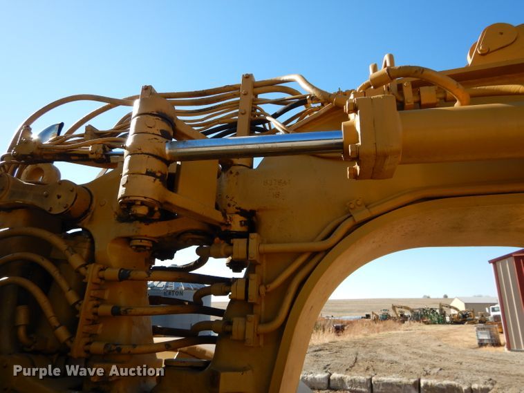 image for item DE2478 1978 Caterpillar 627B  conventional scraper