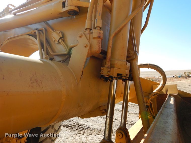 image for item DE2478 1978 Caterpillar 627B  conventional scraper