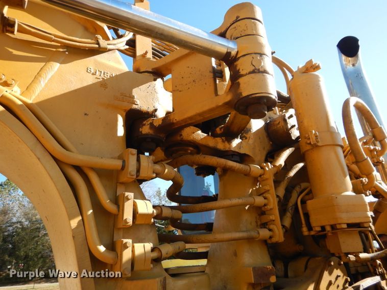 image for item DE2478 1978 Caterpillar 627B  conventional scraper