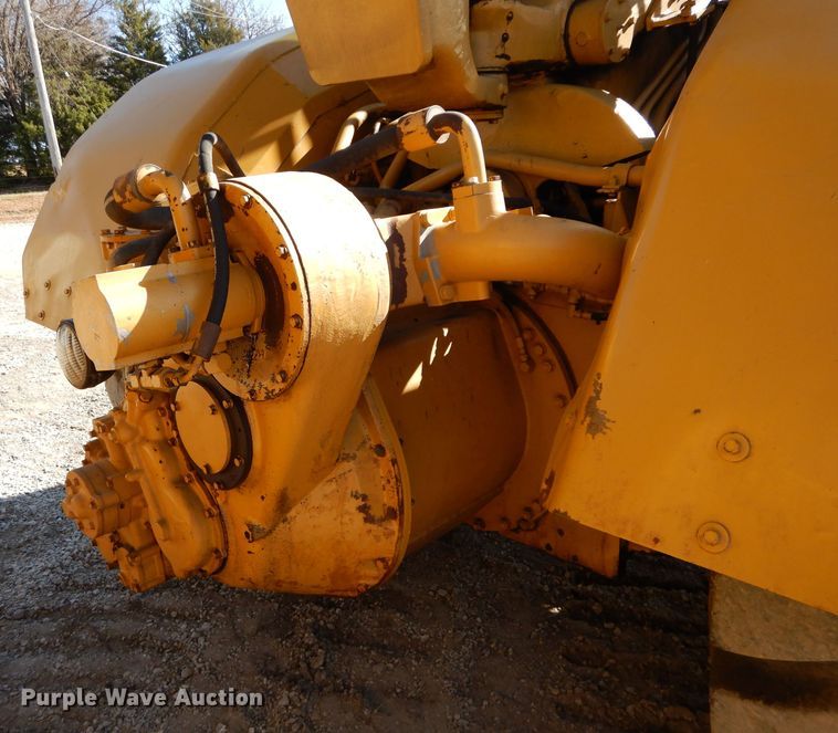 image for item DE2478 1978 Caterpillar 627B  conventional scraper