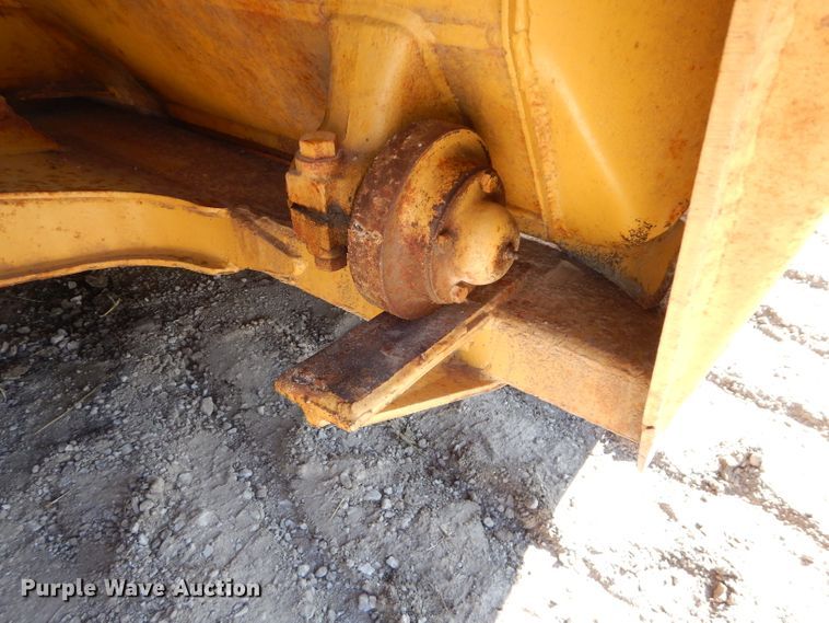 image for item DE2478 1978 Caterpillar 627B  conventional scraper