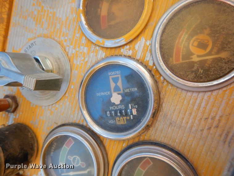 image for item DE2478 1978 Caterpillar 627B  conventional scraper