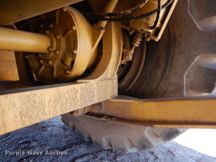 image for item DE2478 1978 Caterpillar 627B  conventional scraper