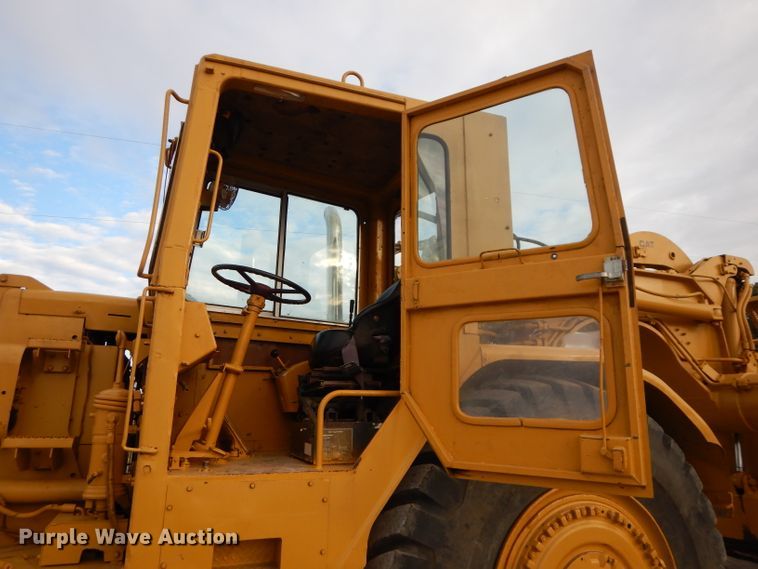image for item DE2479 1979 Caterpillar 627B  conventional scraper