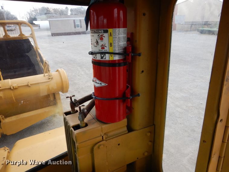 image for item DE2479 1979 Caterpillar 627B  conventional scraper