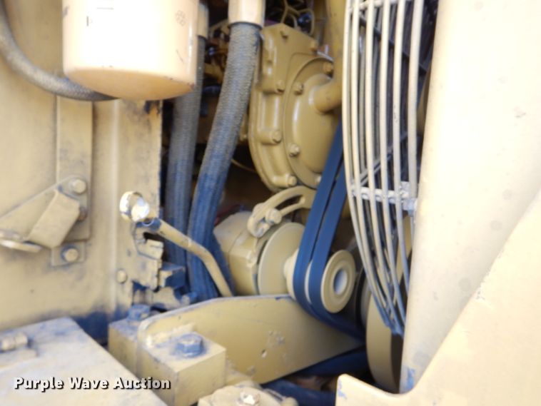 image for item DE2479 1979 Caterpillar 627B  conventional scraper